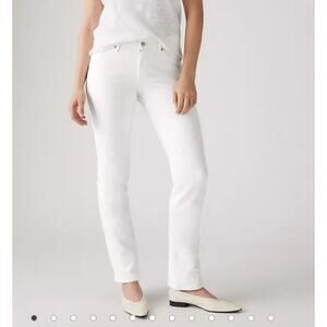 Levi's White Classic Straight Leg Jeans Sz 31 High Rise Ankle Length Stretch